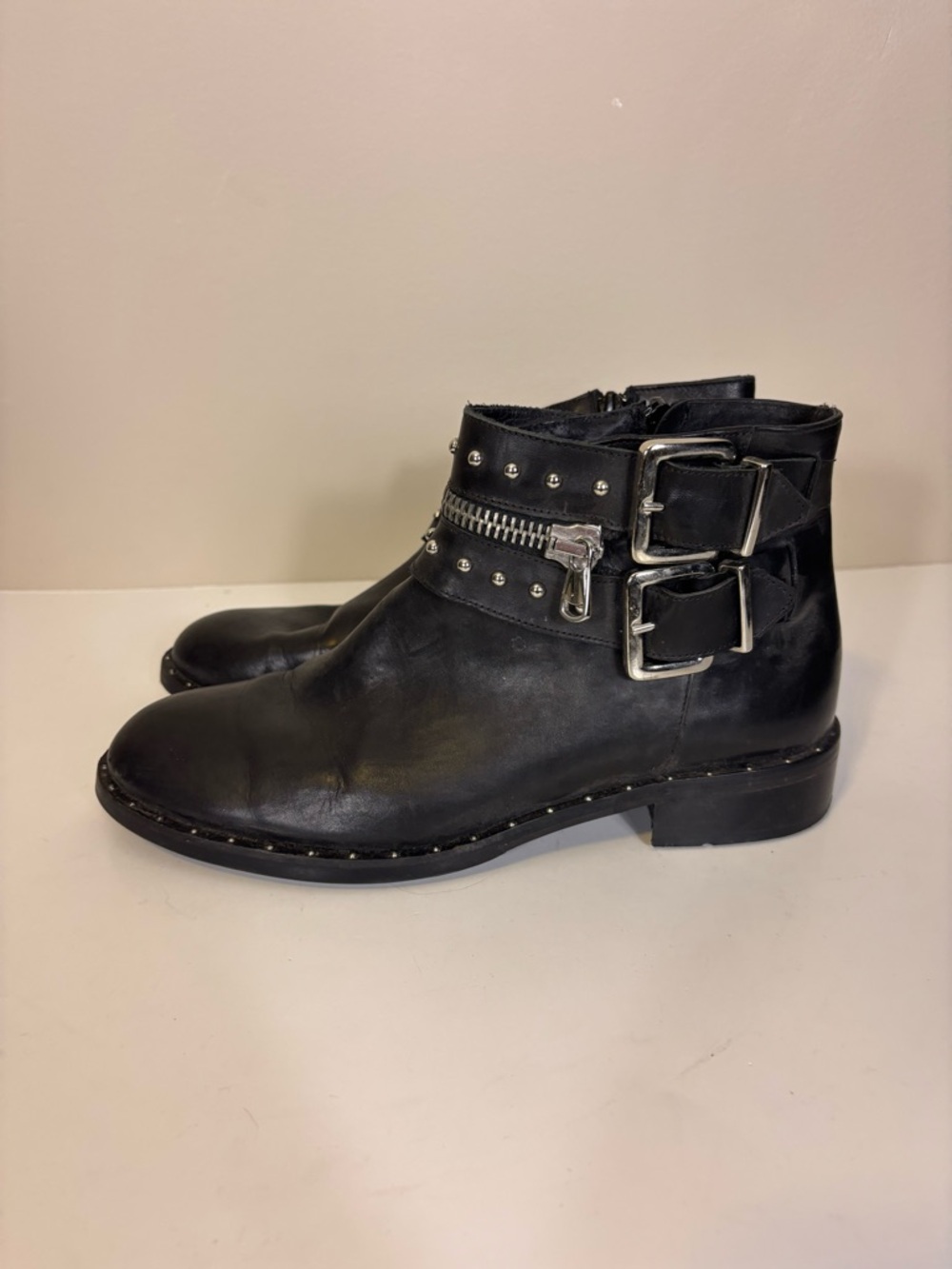 Charles‎ David Black Leather Studded & Buckle Detail Short Ankle Booties 9
